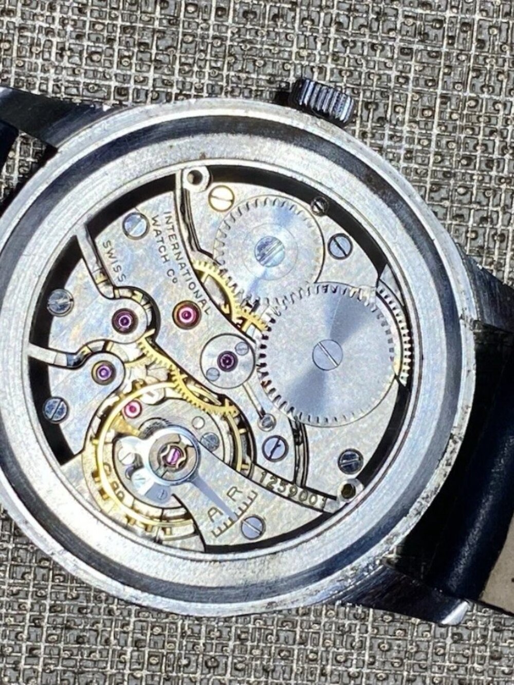 1943 IWC Schaffhausen Cal 83 Oversize 37mm Staybrite Steel WWII Era Watch - Picture 13 of 16